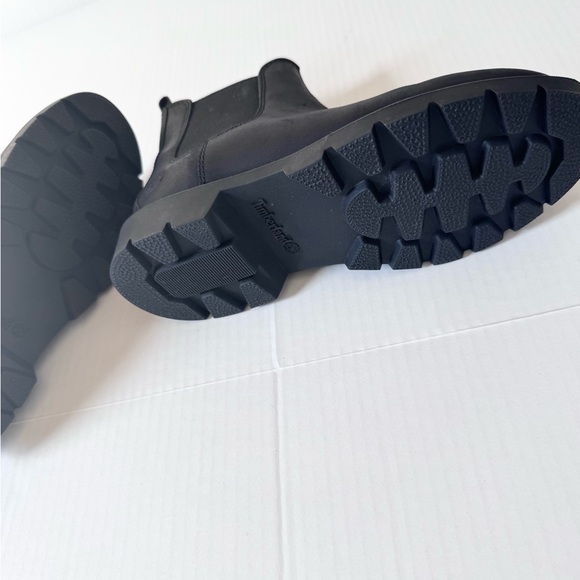 Women's Linden Woods Chelsea Boots. - Picture 6 of 9